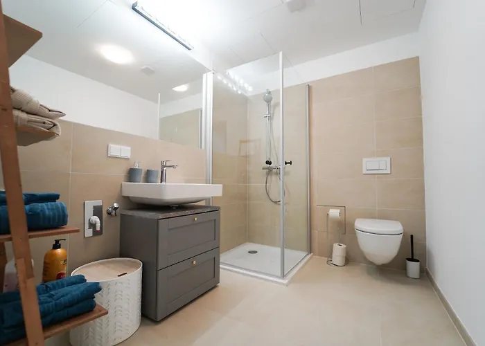 Central Suite *